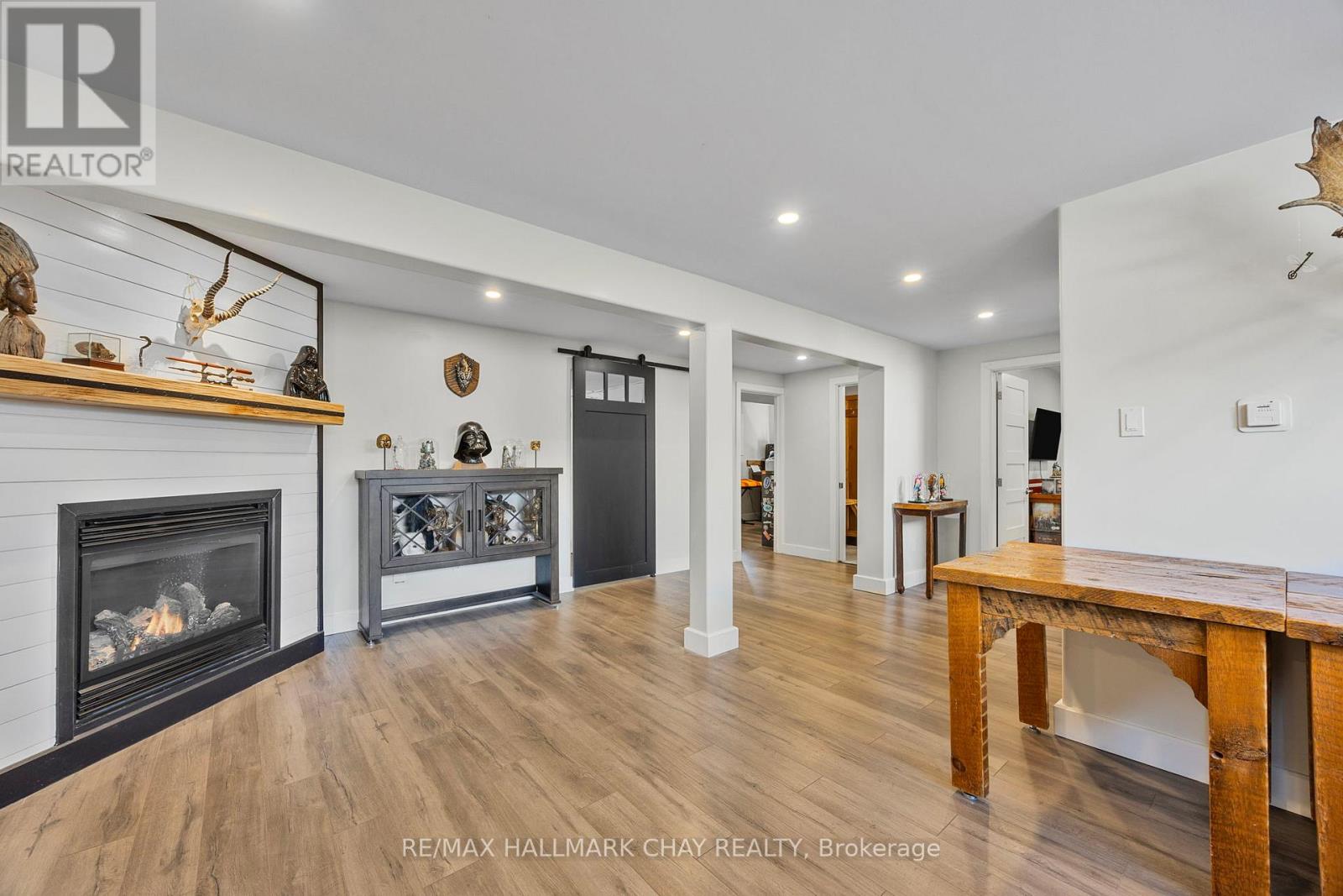 171 Steel Street, Barrie, Ontario  L4M 2G6 - Photo 27 - S12209450