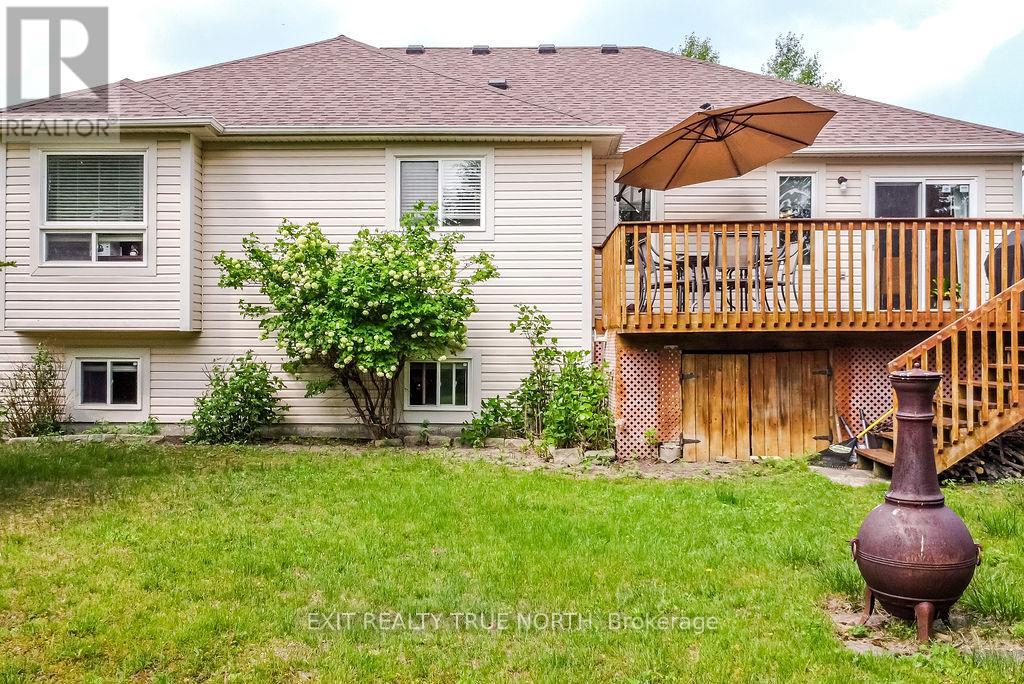 29 Old Hickory Lane, Wasaga Beach, Ontario  L9Z 3B1 - Photo 33 - S12209502