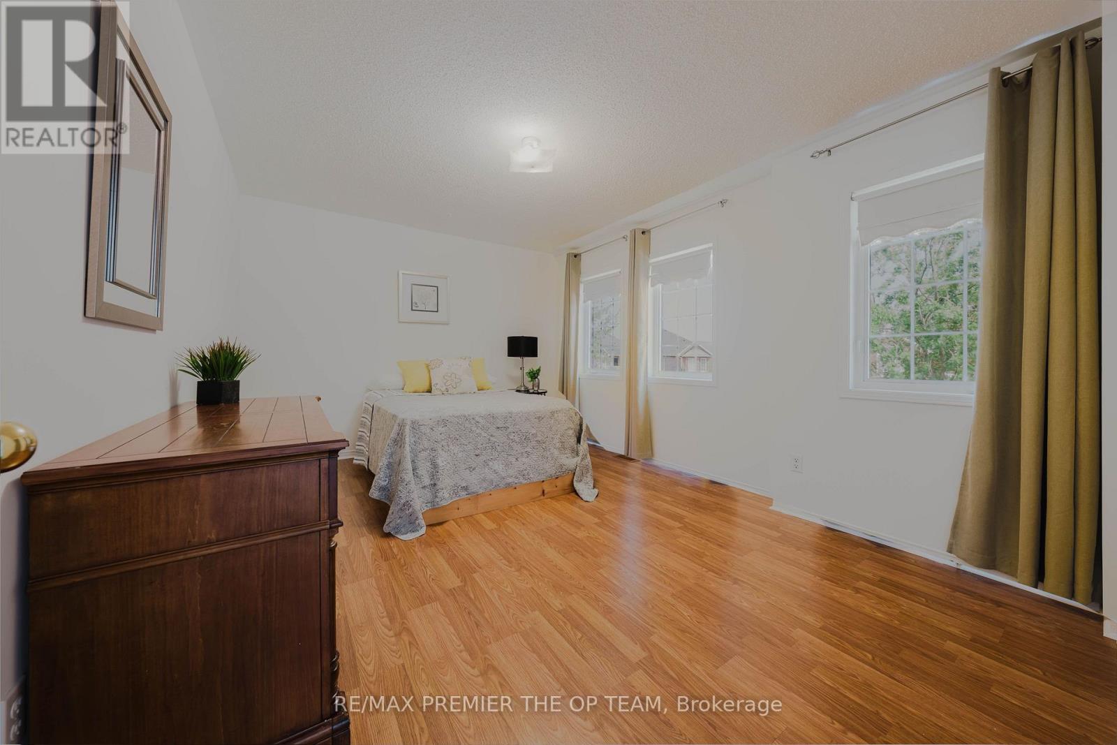 328 Napa Valley Avenue, Vaughan, Ontario  L4H 1Y7 - Photo 22 - N12208055