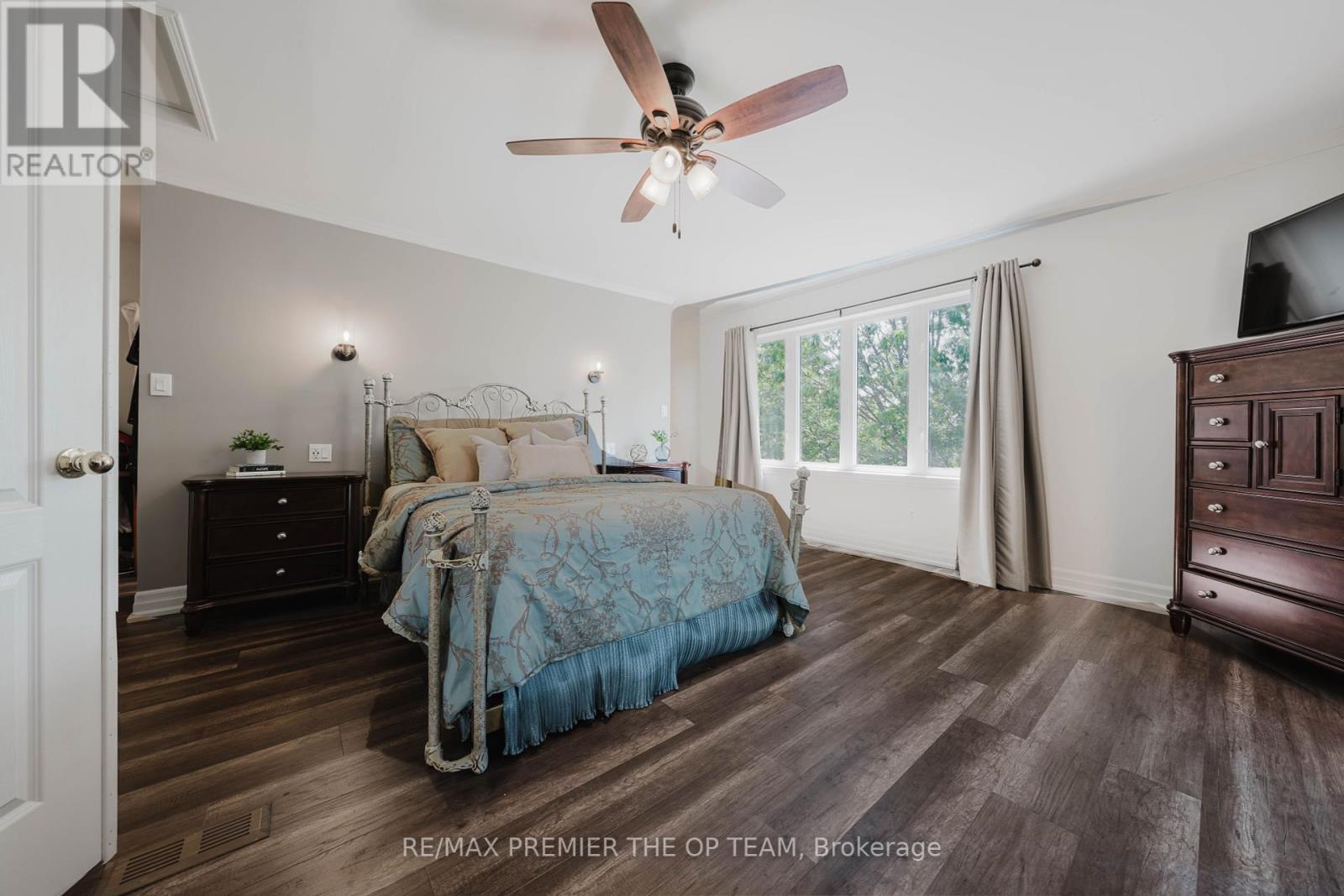 328 Napa Valley Avenue, Vaughan, Ontario  L4H 1Y7 - Photo 19 - N12208055
