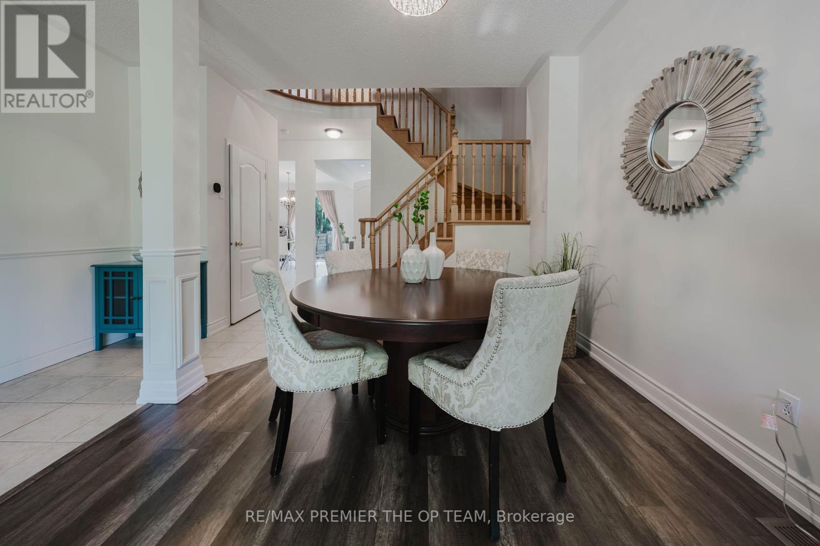 328 Napa Valley Avenue, Vaughan, Ontario  L4H 1Y7 - Photo 11 - N12208055