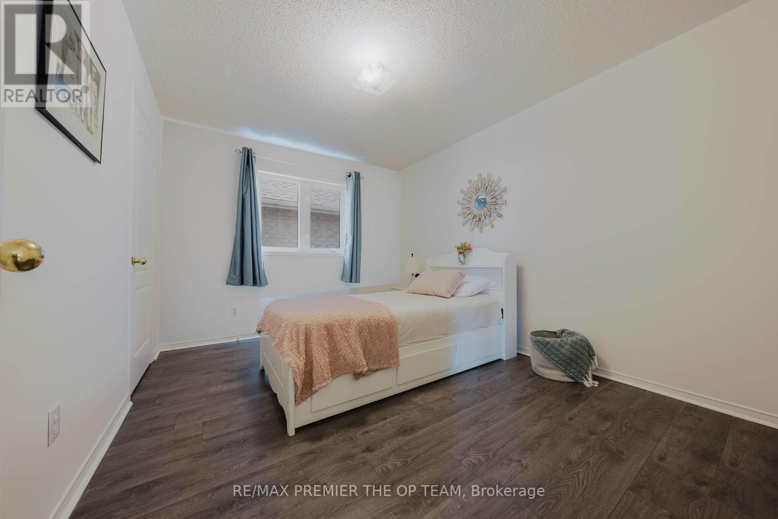 328 Napa Valley Avenue, Vaughan, Ontario  L4H 1Y7 - Photo 24 - N12208055