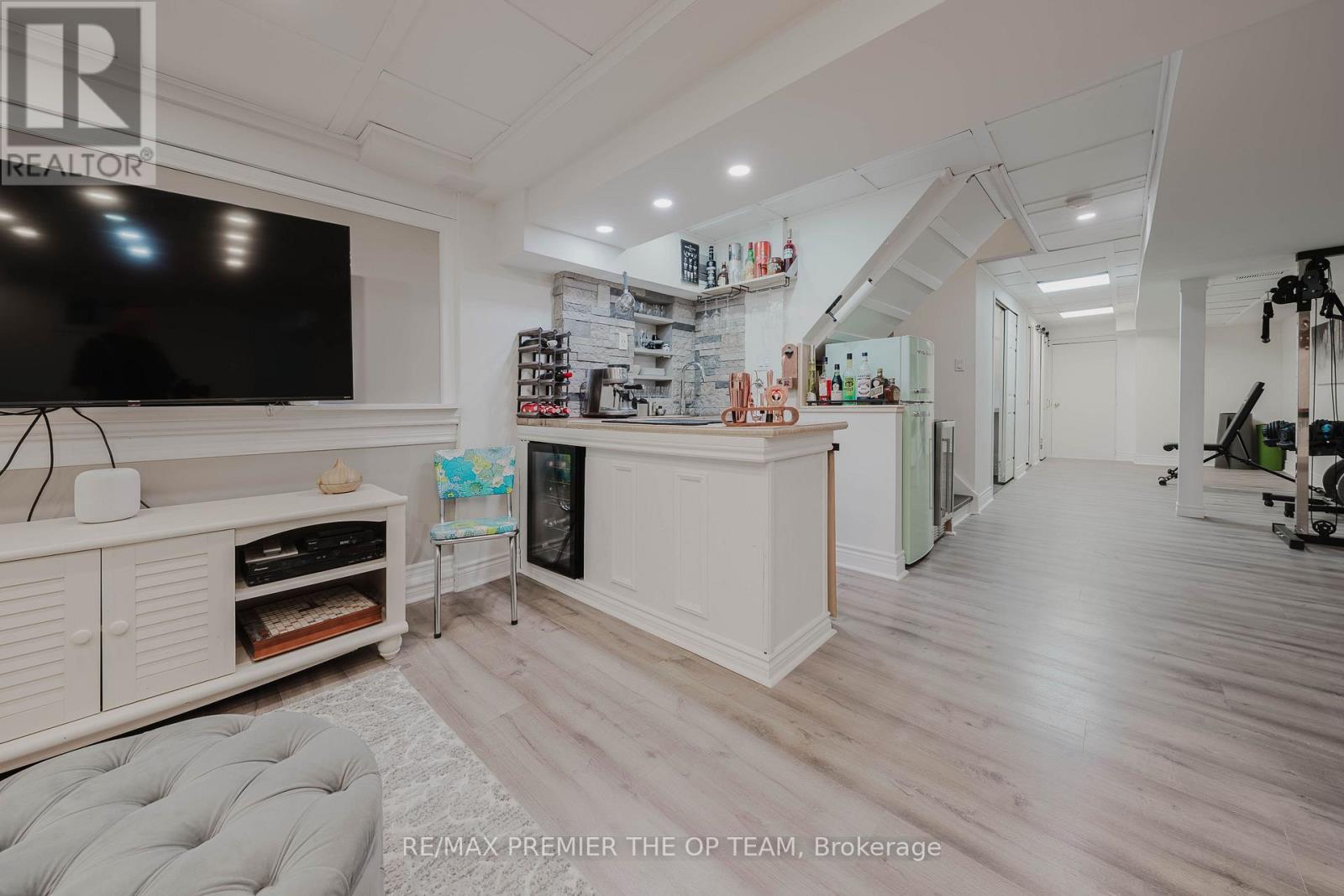 328 Napa Valley Avenue, Vaughan, Ontario  L4H 1Y7 - Photo 31 - N12208055