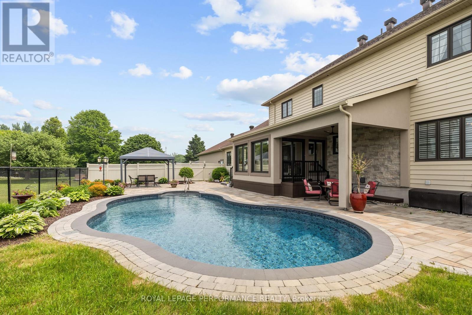 1453 Notre Dame Street, Russell, Ontario  K0A 1W0 - Photo 45 - X12207260
