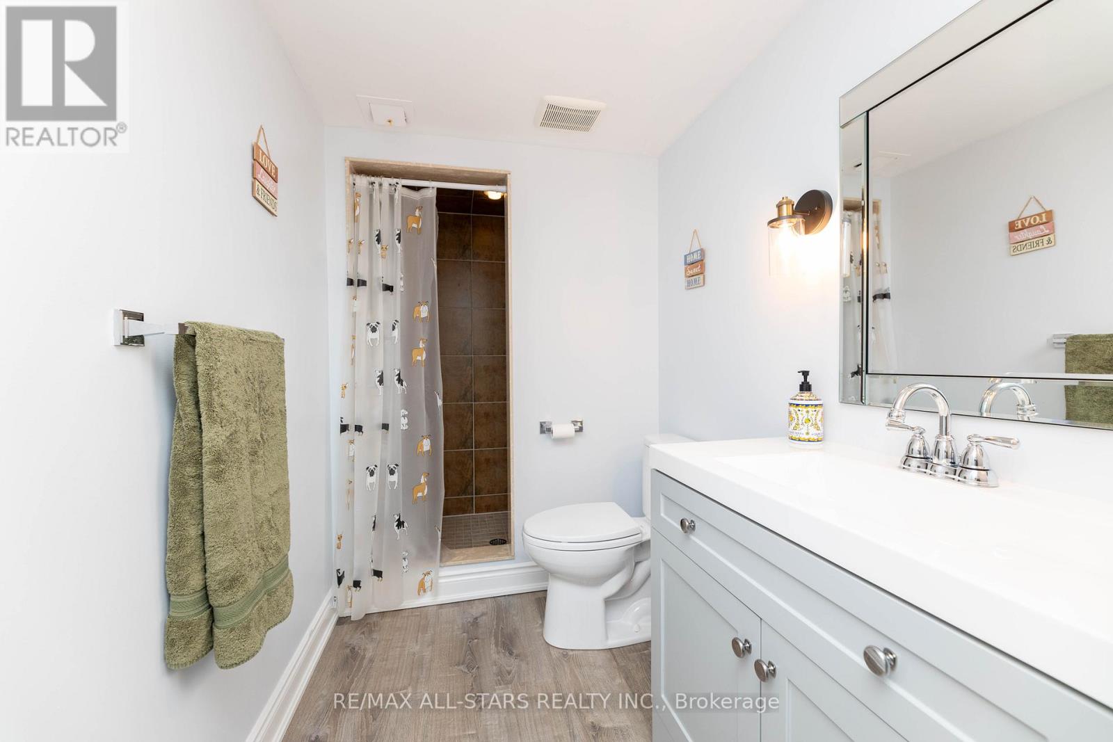 46 Eastgate Circle, Whitby, Ontario  L1M 2N4 - Photo 32 - E12209571