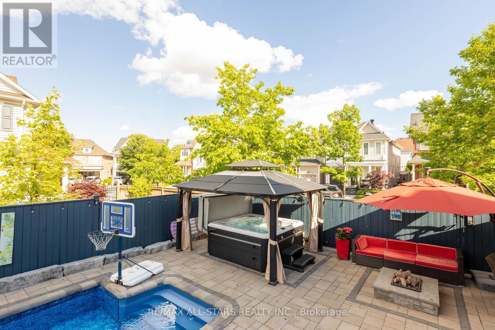 46 Eastgate Circle, Whitby, Ontario  L1M 2N4 - Photo 41 - E12209571