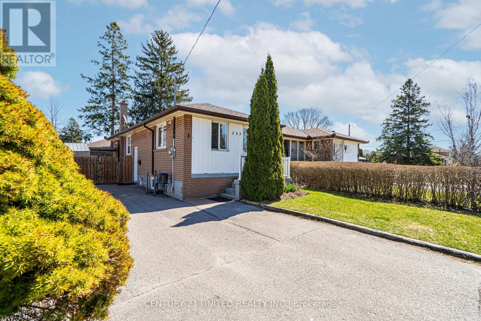 243 Lupin Drive, Whitby, Ontario  L1N 1Y4 - Photo 2 - E12209581