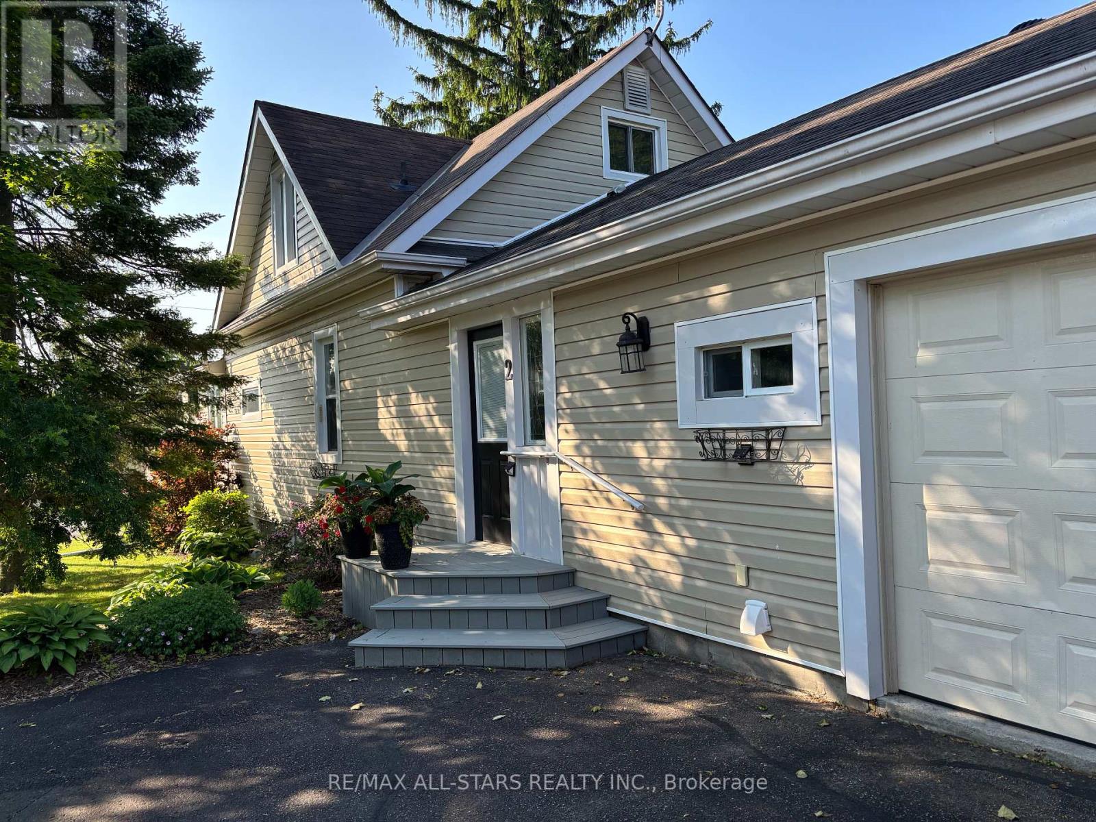 2 HENRIETTA STREET, Scugog, Ontario