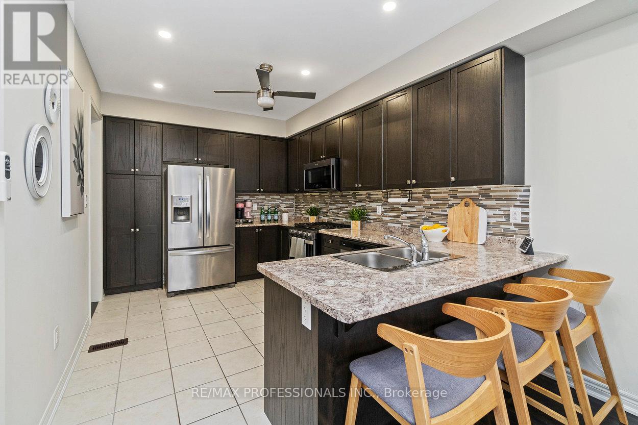 22 Haymarket Drive, Brampton, Ontario  L7A 5C3 - Photo 14 - W12140627