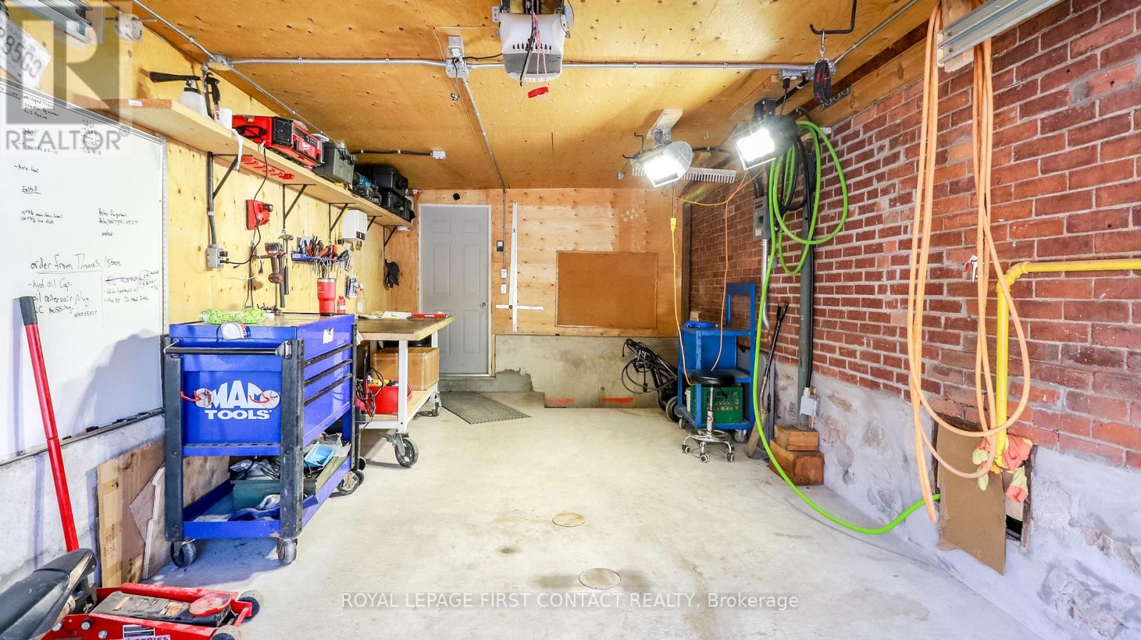 121 Mulcaster Street, Barrie (Codrington), Ontario  L4M 3M8 - Photo 28 - S12140302