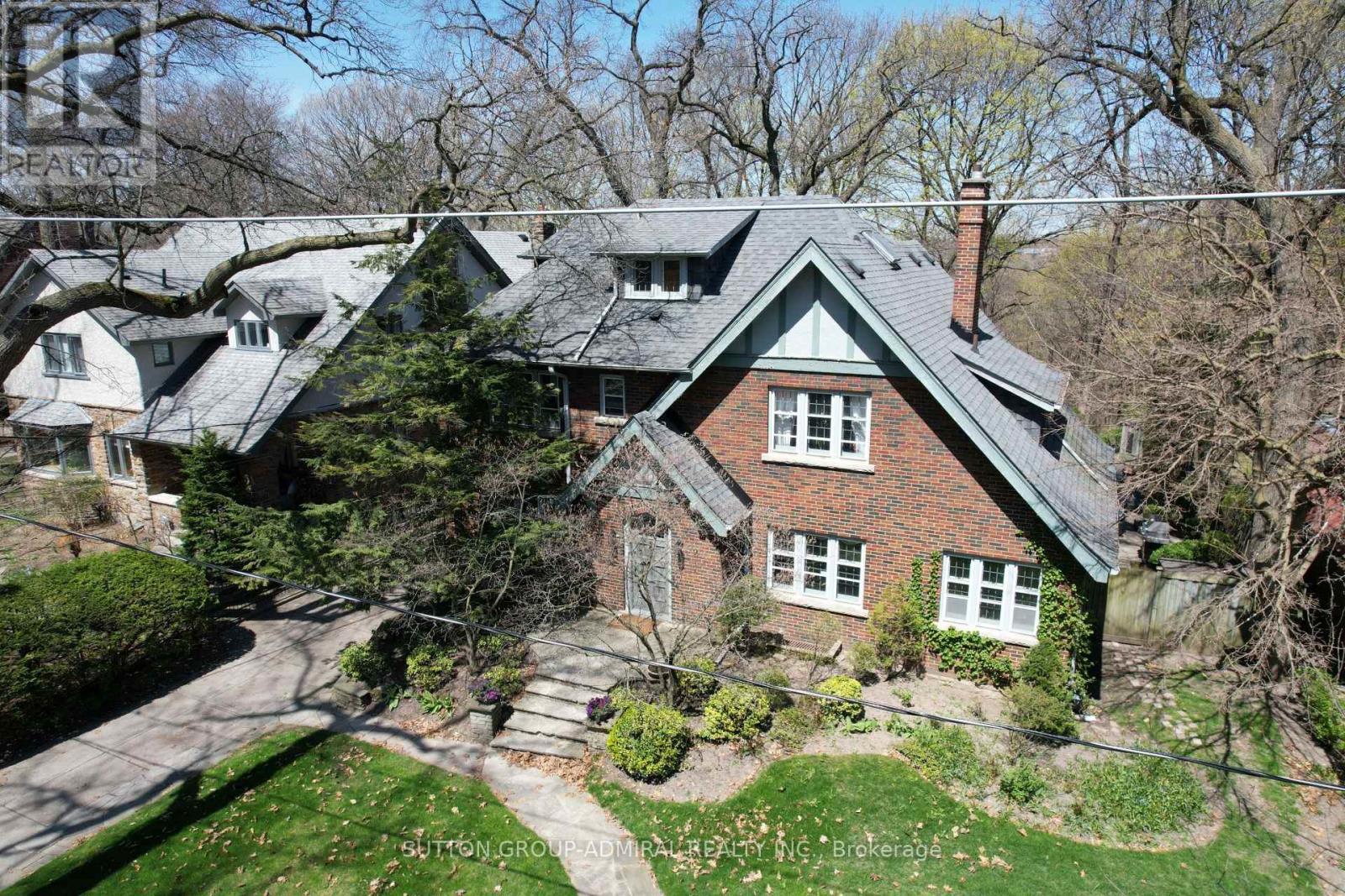 72 Baby Point Road, Toronto, Ontario  M6S 2G3 - Photo 2 - W12106083