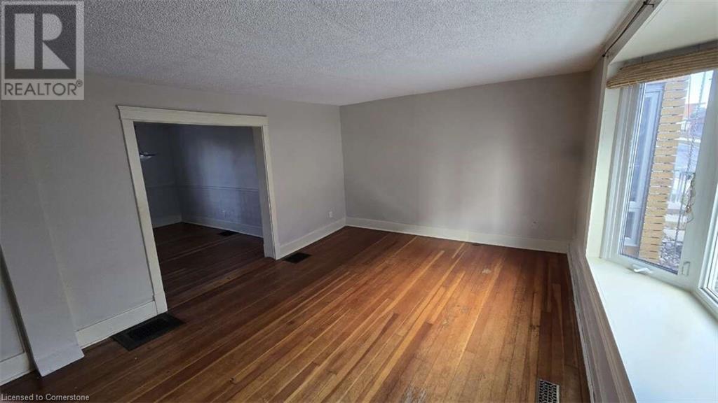 124 South Street, Gananoque, Ontario  K7G 1A2 - Photo 9 - 40689322