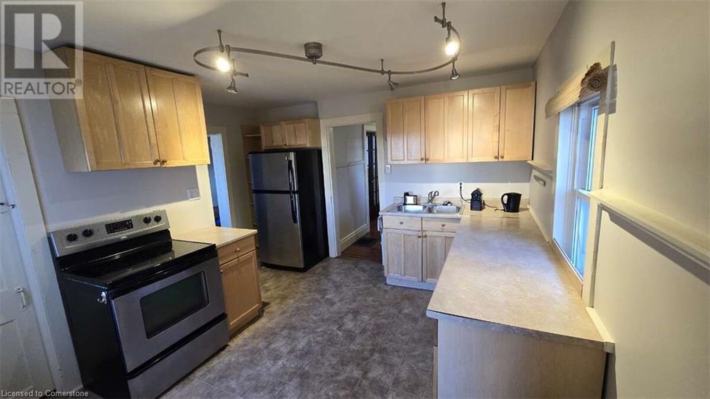 124 South Street, Gananoque, Ontario  K7G 1A2 - Photo 15 - 40689322
