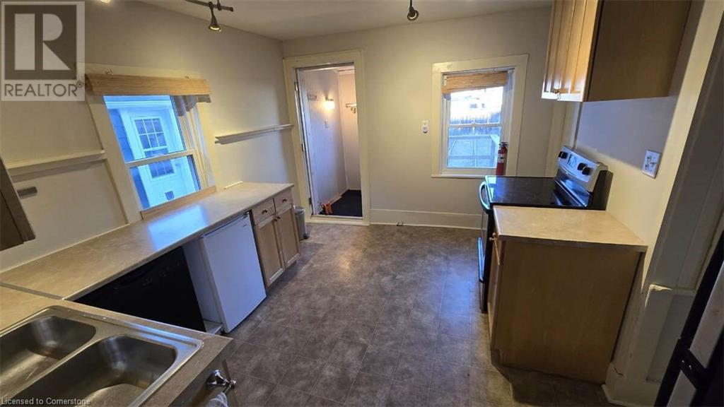 124 South Street, Gananoque, Ontario  K7G 1A2 - Photo 16 - 40689322