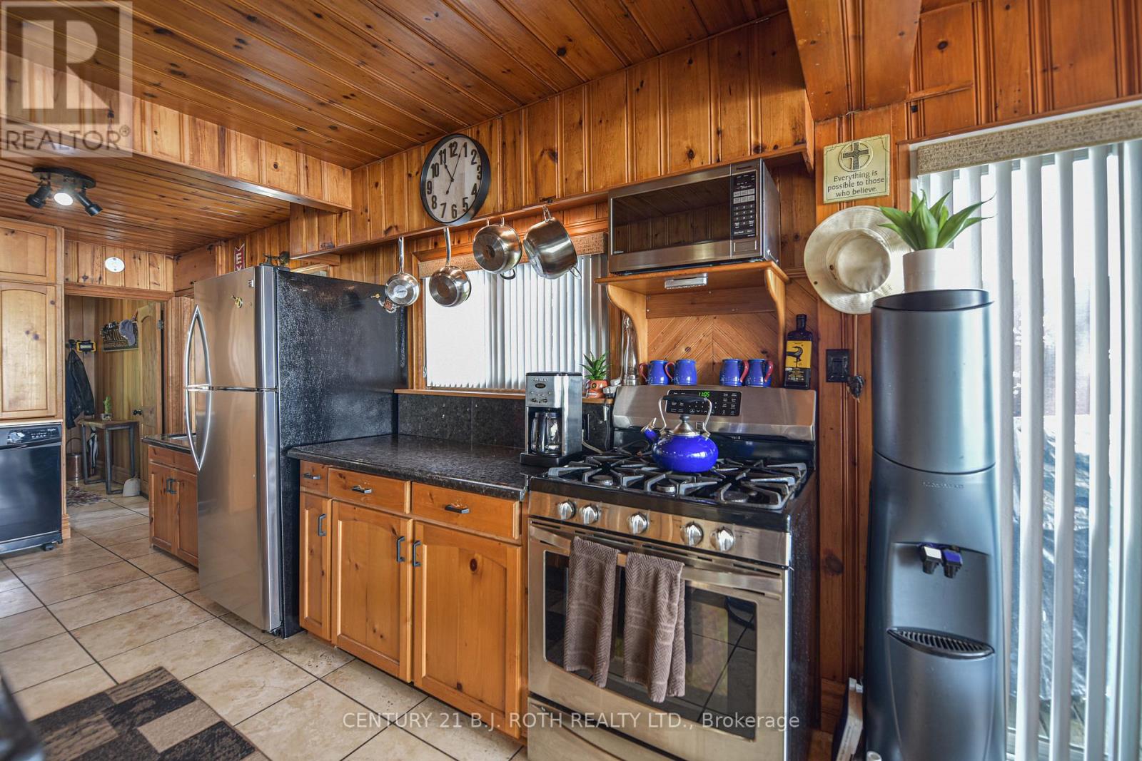 3939 Menoke Beach Road, Severn, Ontario  L3V 0T9 - Photo 22 - S12182258