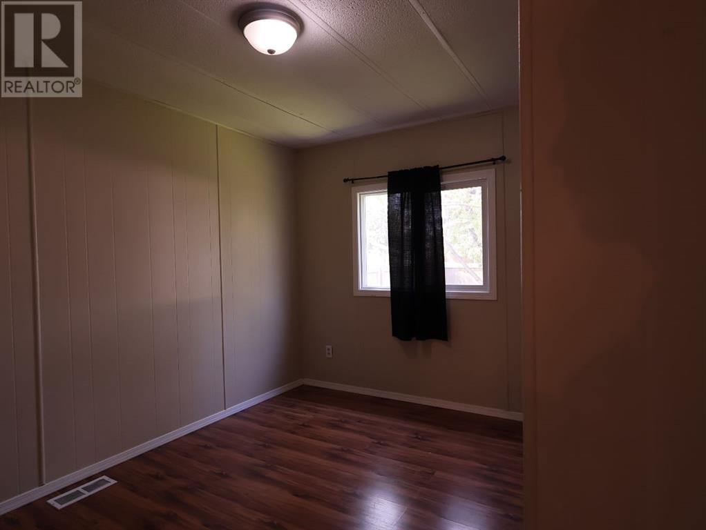 3902 Spruce Drive, Stettler, Alberta  T4K 1G6 - Photo 17 - A2228166