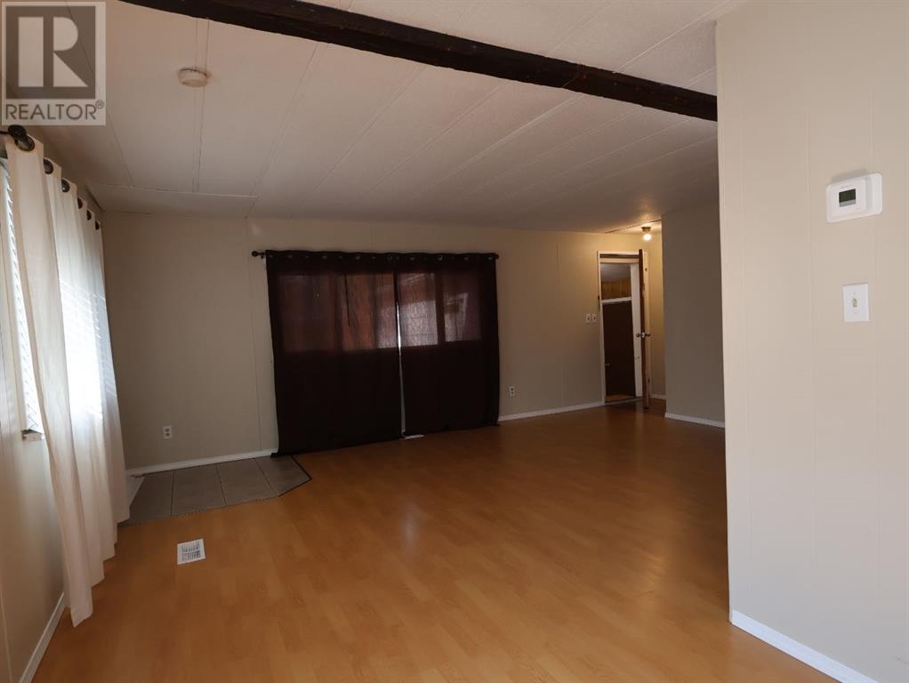 3902 Spruce Drive, Stettler, Alberta  T4K 1G6 - Photo 10 - A2228166