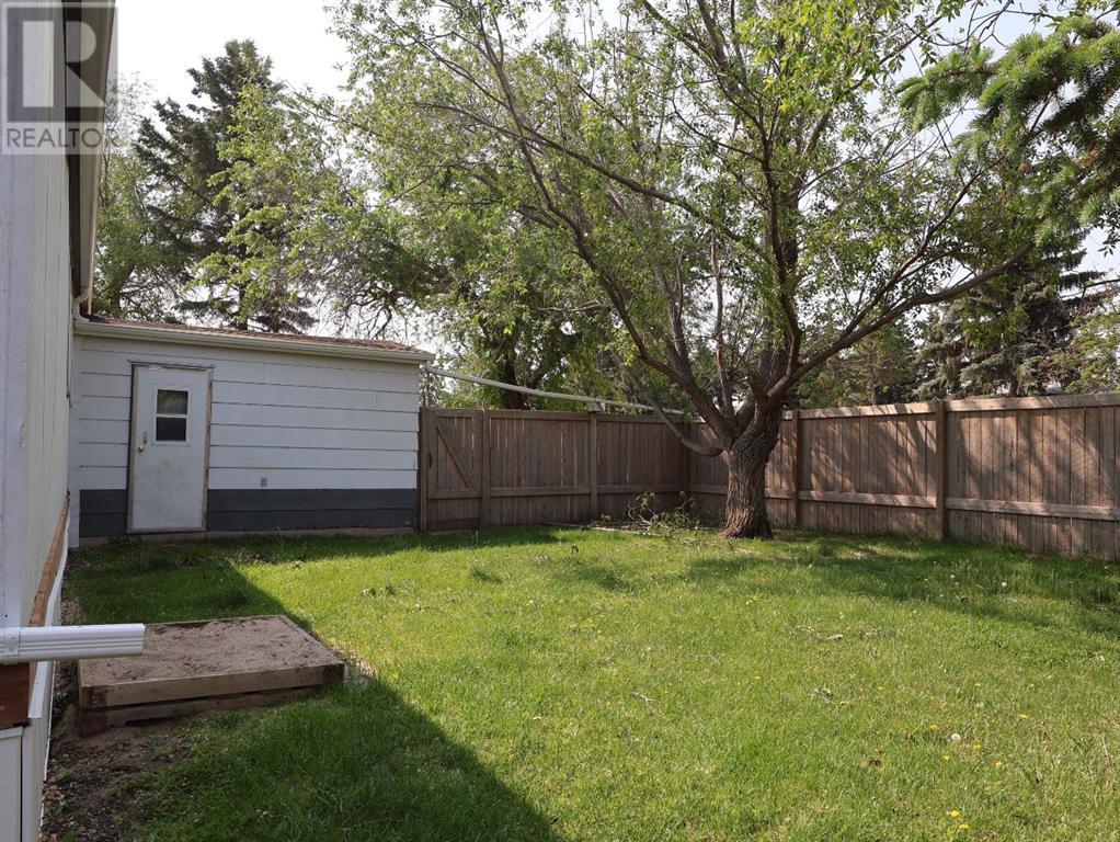3902 Spruce Drive, Stettler, Alberta  T4K 1G6 - Photo 26 - A2228166
