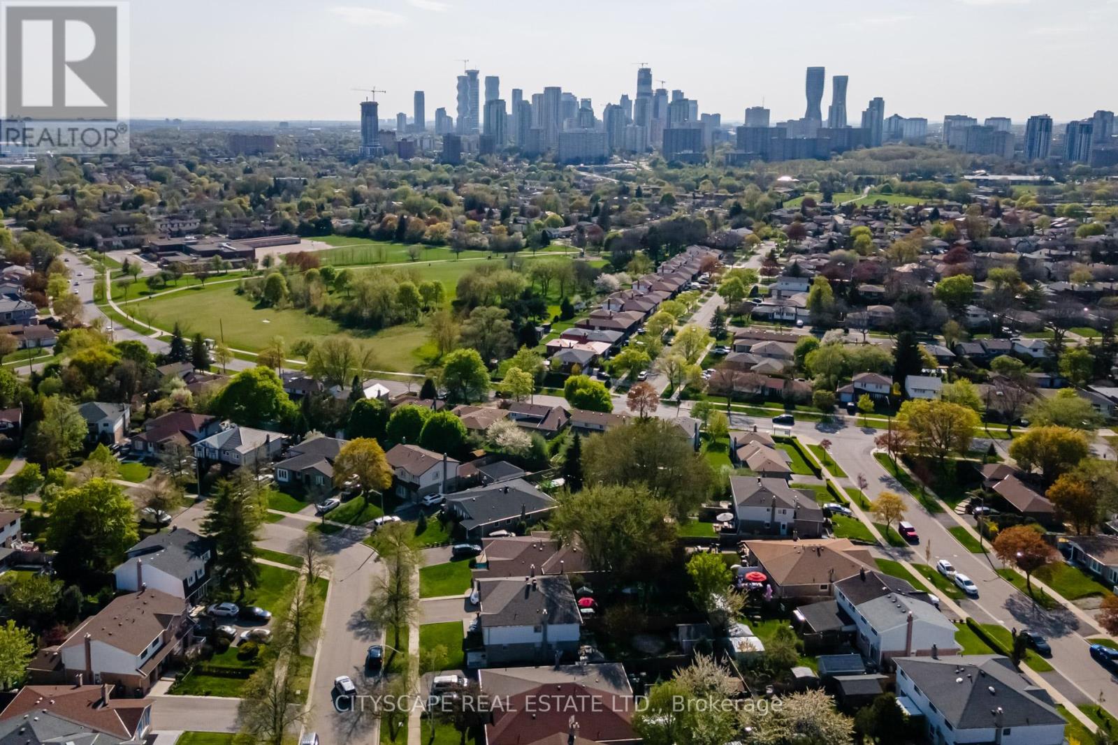 3206 Candela Drive, Mississauga, Ontario  L5A 2T8 - Photo 43 - W12143944