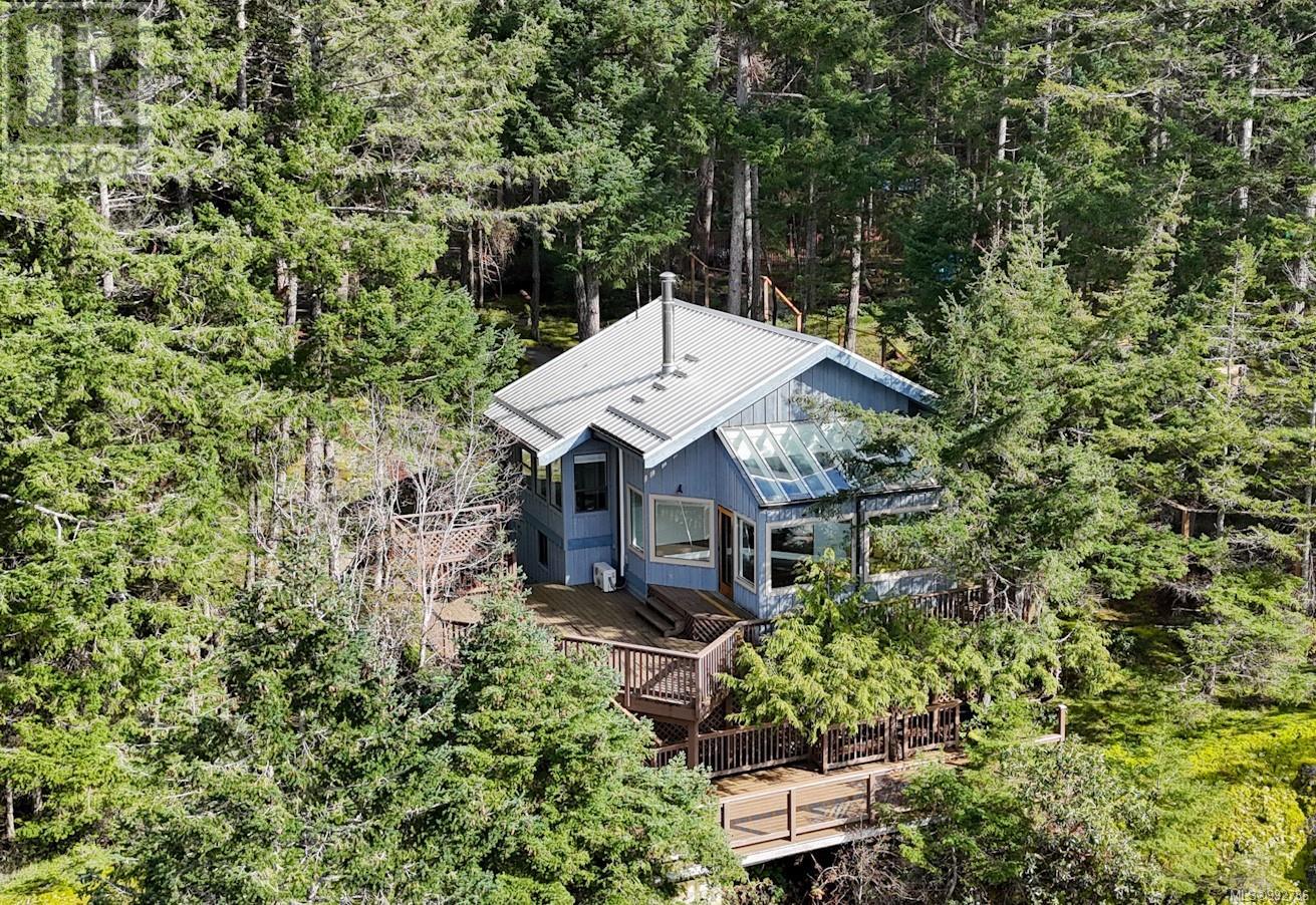 851 Canso Rd, Gabriola Island, British Columbia  V0R 1X2 - Photo 2 - 992786