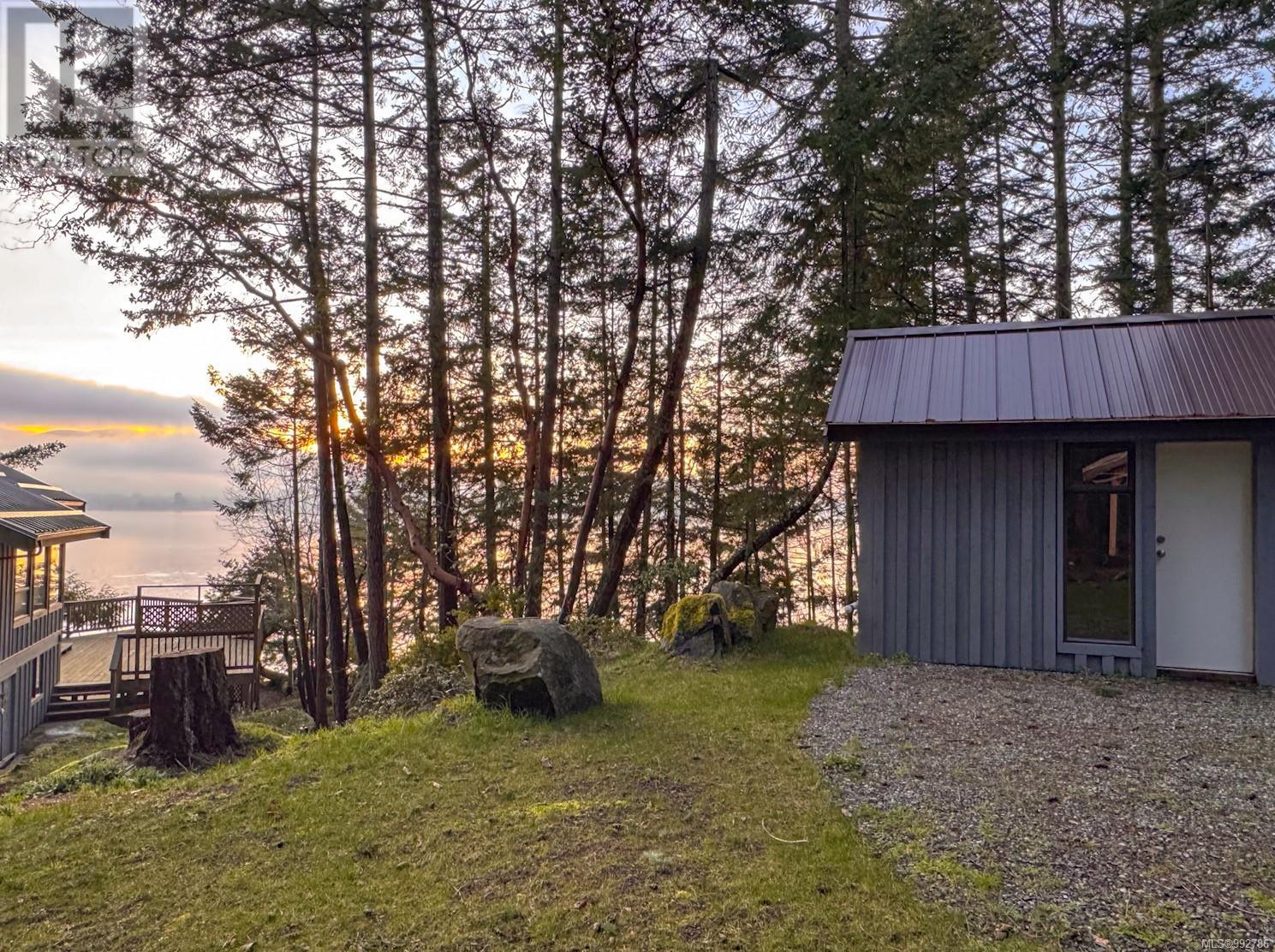 851 Canso Rd, Gabriola Island, British Columbia  V0R 1X2 - Photo 43 - 992786