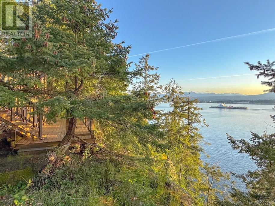 851 Canso Rd, Gabriola Island, British Columbia  V0R 1X2 - Photo 36 - 992786