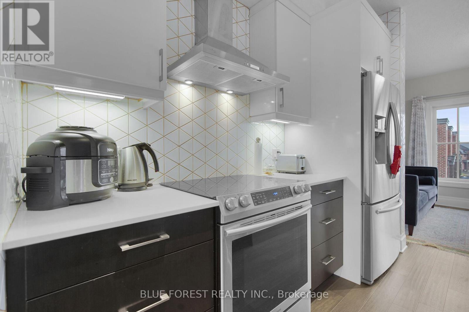 2 - 555 Sunningdale Road E, London North (North B), Ontario  N5X 4B3 - Photo 12 - X12209637