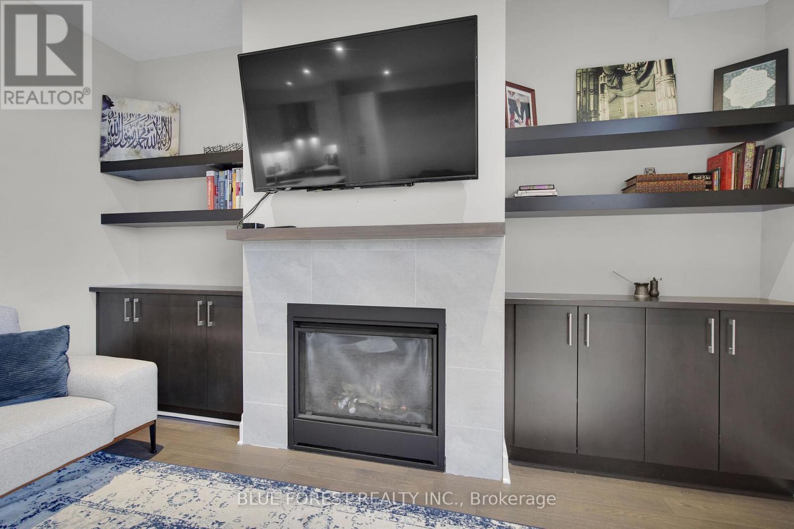 2 - 555 Sunningdale Road E, London North (North B), Ontario  N5X 4B3 - Photo 18 - X12209637