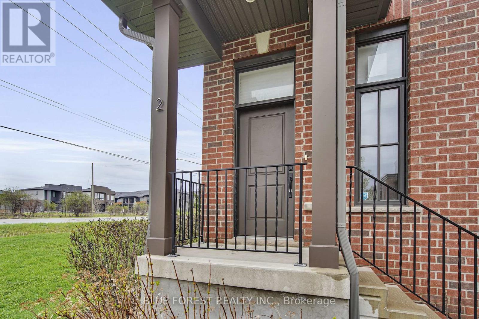 2 - 555 Sunningdale Road E, London North (North B), Ontario  N5X 4B3 - Photo 4 - X12209637