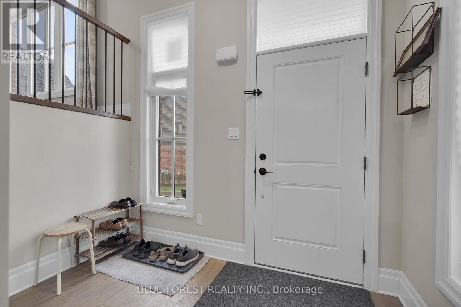 2 - 555 Sunningdale Road E, London North (North B), Ontario  N5X 4B3 - Photo 5 - X12209637