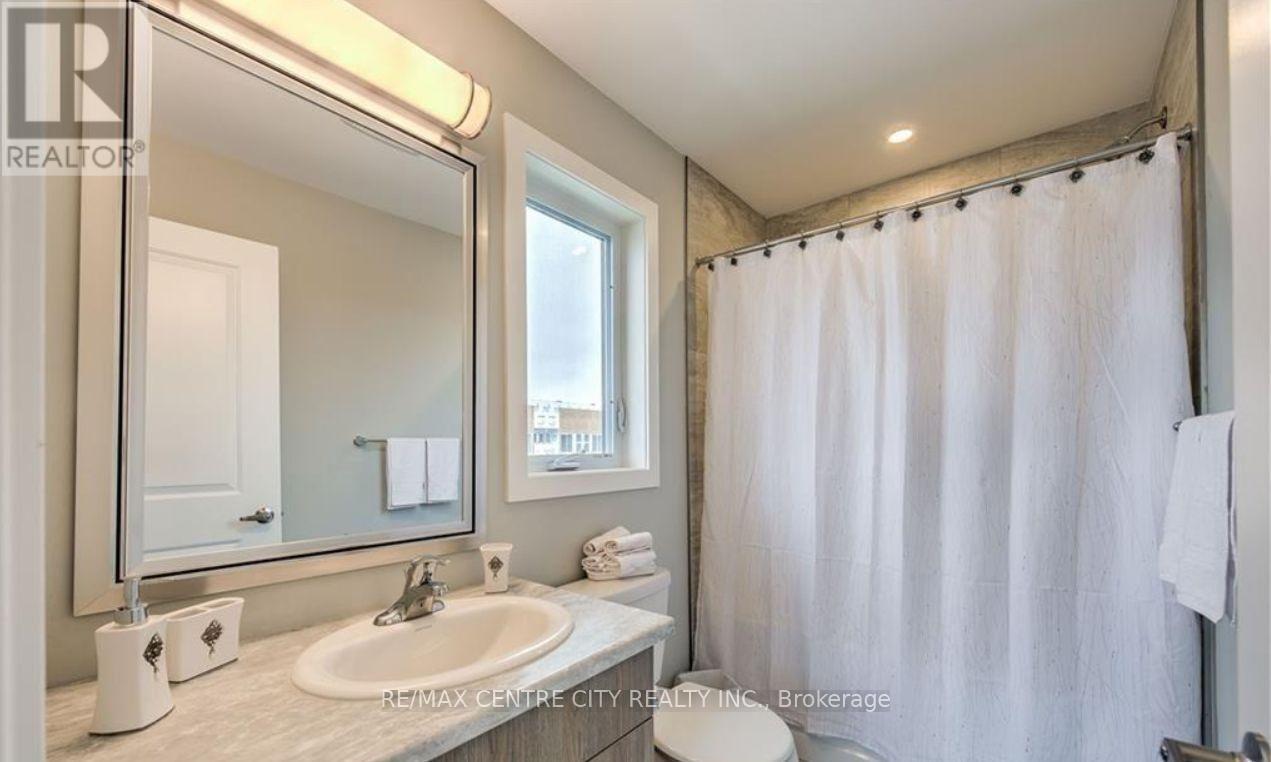 195 - 177 Edgevalley Road, London East (East D), Ontario  N5V 0C5 - Photo 11 - X12209640