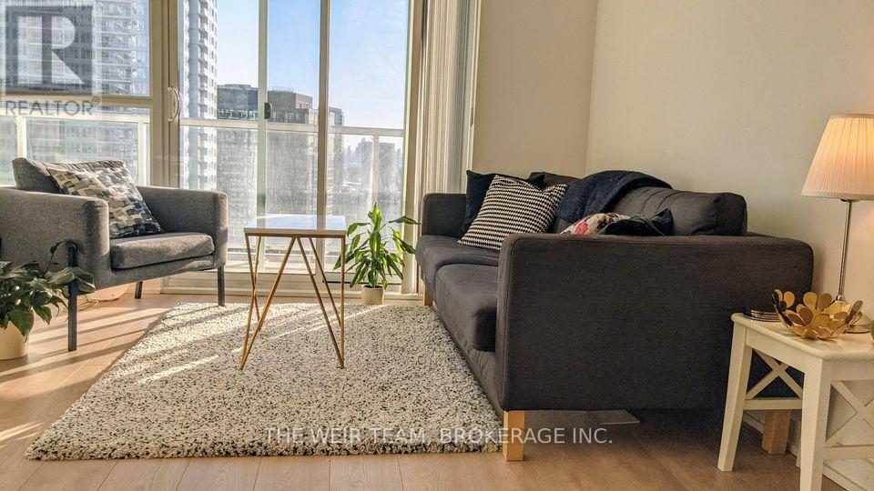 3109 - 75 Queens Wharf Road, Toronto, Ontario  M5V 0J8 - Photo 5 - C12199409