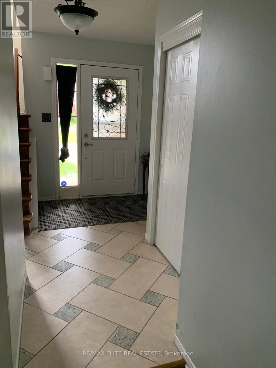 1785 Mcgill Court, Oshawa (Samac), Ontario  L1G 8A3 - Photo 2 - E12015562