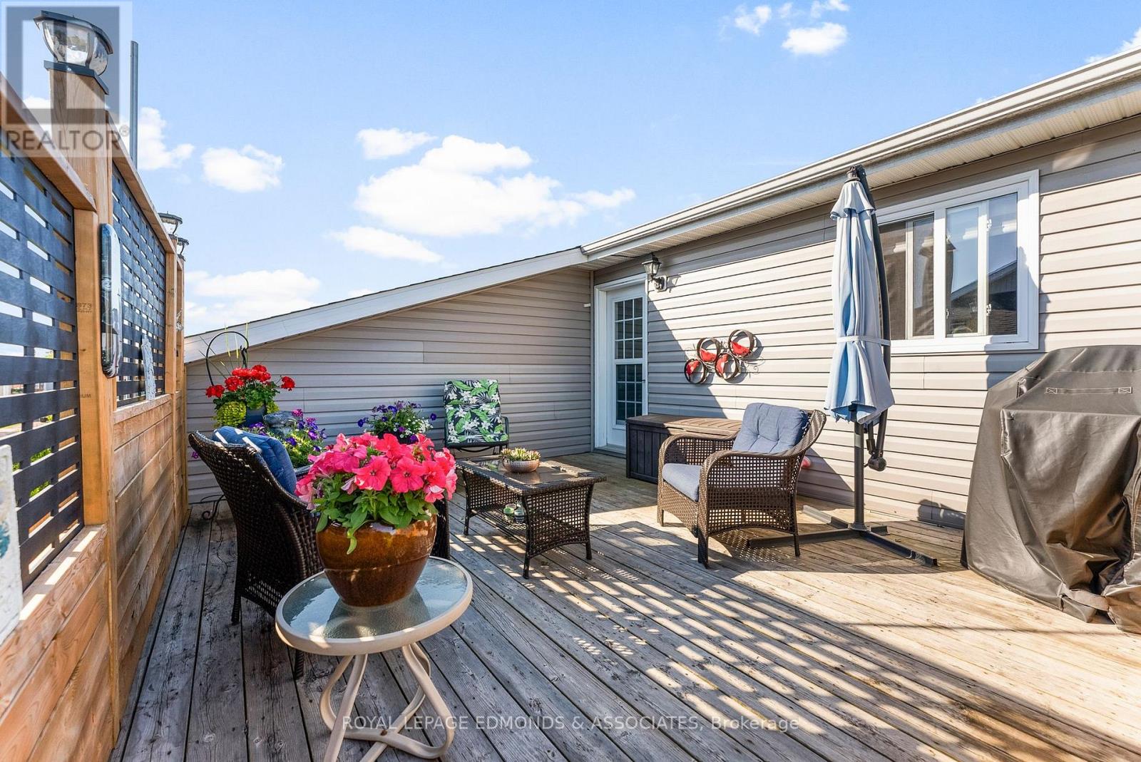 614 Johnston Crescent, Pembroke, Ontario  K8A 0B9 - Photo 22 - X12209631