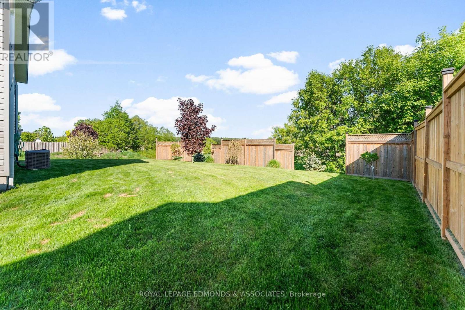614 Johnston Crescent, Pembroke, Ontario  K8A 0B9 - Photo 25 - X12209631