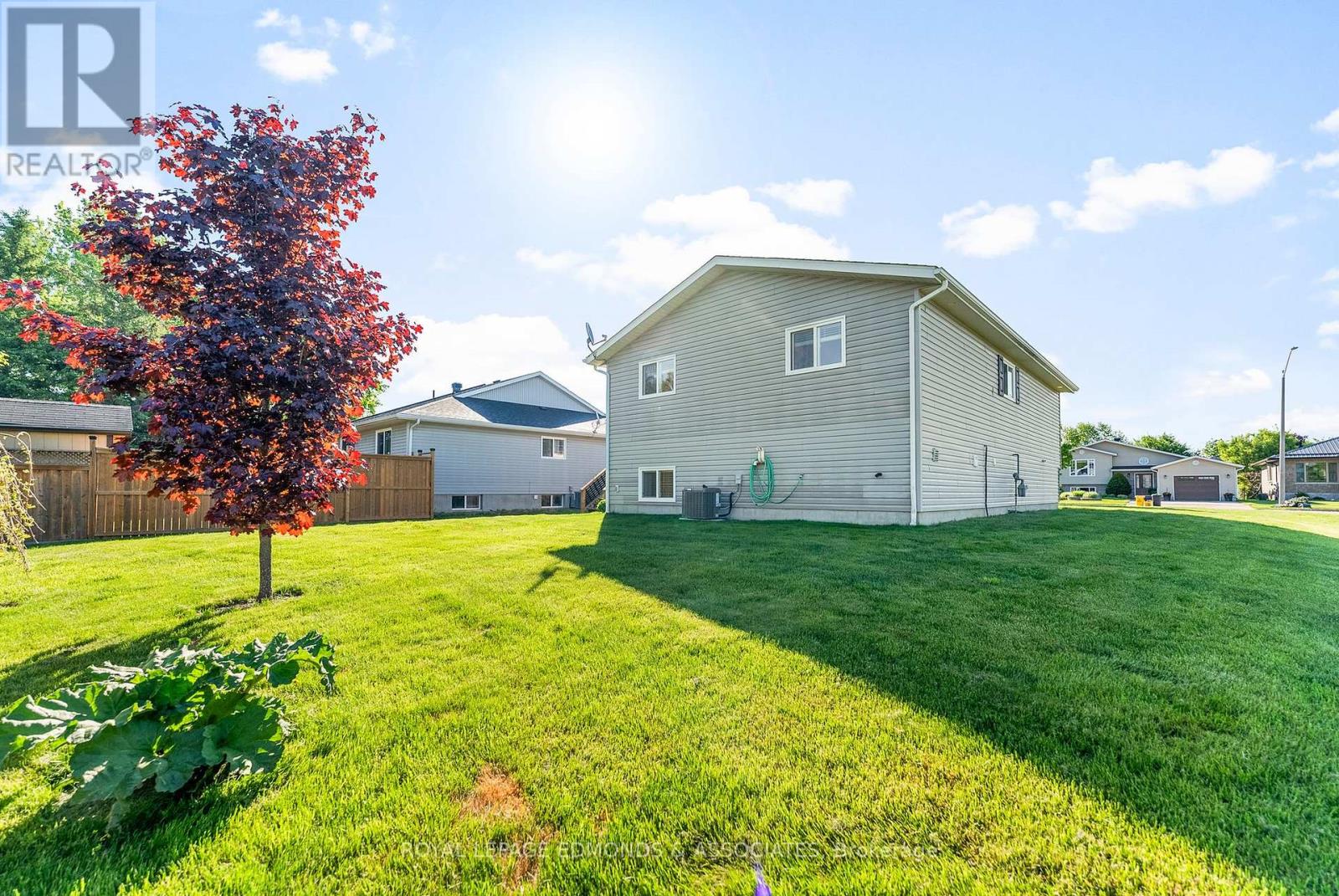 614 Johnston Crescent, Pembroke, Ontario  K8A 0B9 - Photo 27 - X12209631
