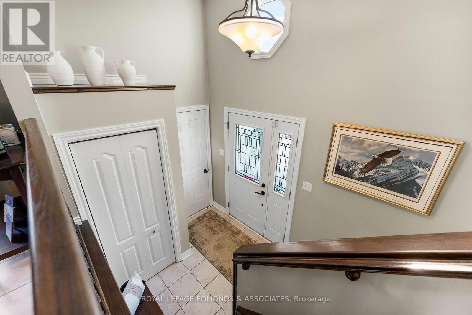 614 Johnston Crescent, Pembroke, Ontario  K8A 0B9 - Photo 4 - X12209631