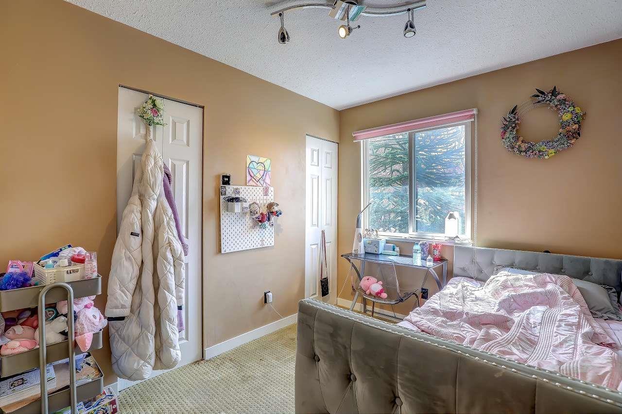 18233 60a Avenue, Surrey, British Columbia  V3S 5R6 - Photo 17 - R3013506