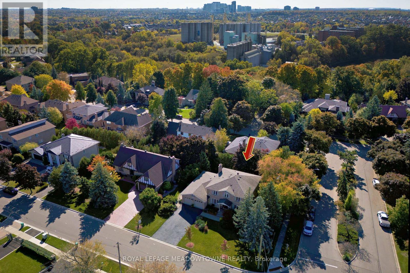 5344 Durie Road, Mississauga (East Credit), Ontario  L5M 2C7 - Photo 3 - W12209241