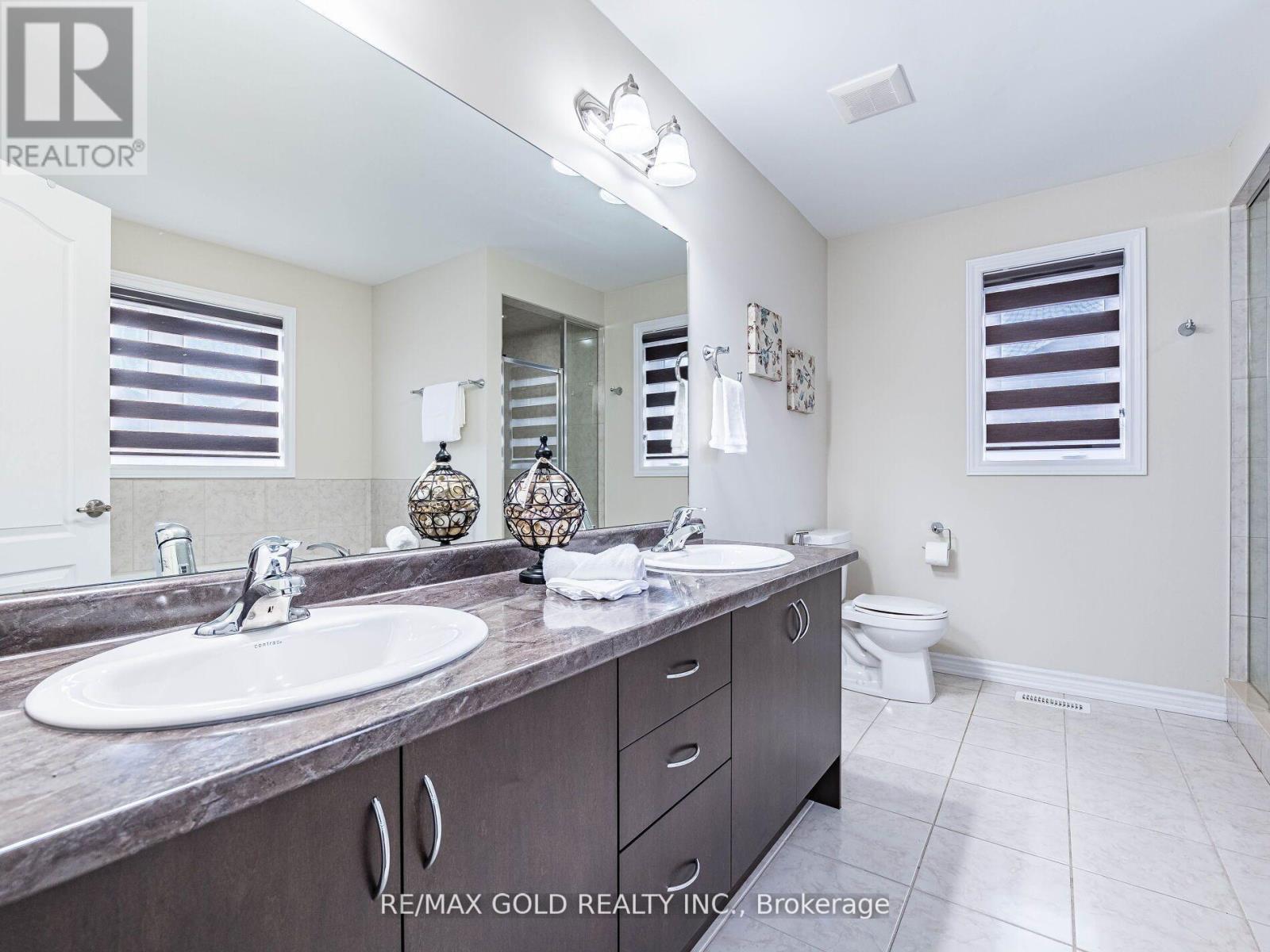 23 Henry Moody Drive, Brampton (Northwest Brampton), Ontario  L7A 5A8 - Photo 21 - W12209254