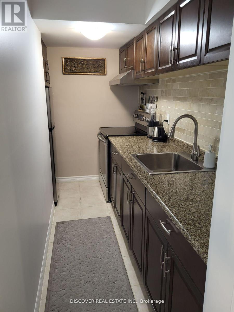 Basement Apartment - 3286 Flagstone Drive, Mississauga, Ontario  L5M 7T7 - Photo 21 - W12209256