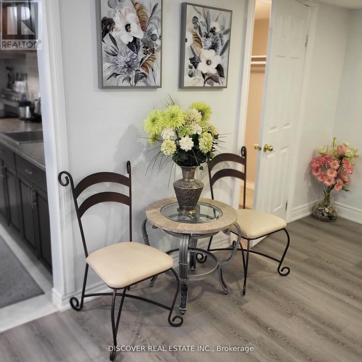 Basement Apartment - 3286 Flagstone Drive, Mississauga, Ontario  L5M 7T7 - Photo 25 - W12209256