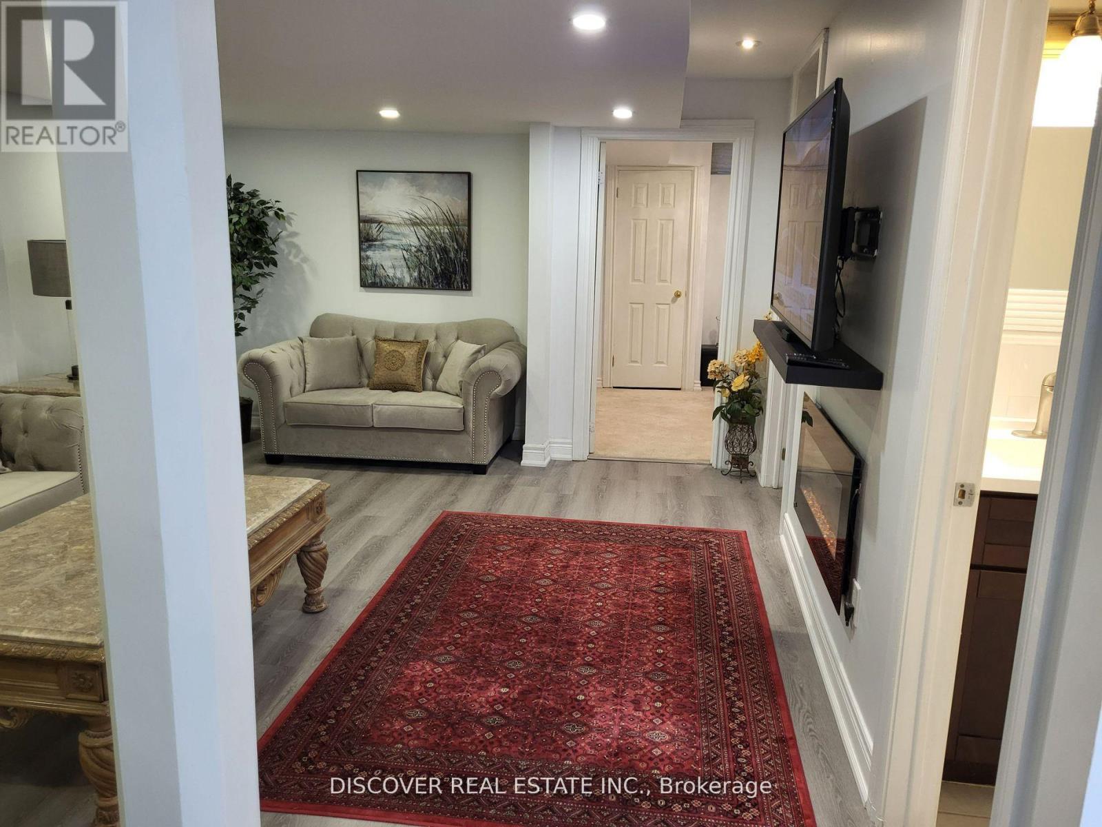 Basement Apartment - 3286 Flagstone Drive, Mississauga, Ontario  L5M 7T7 - Photo 38 - W12209256
