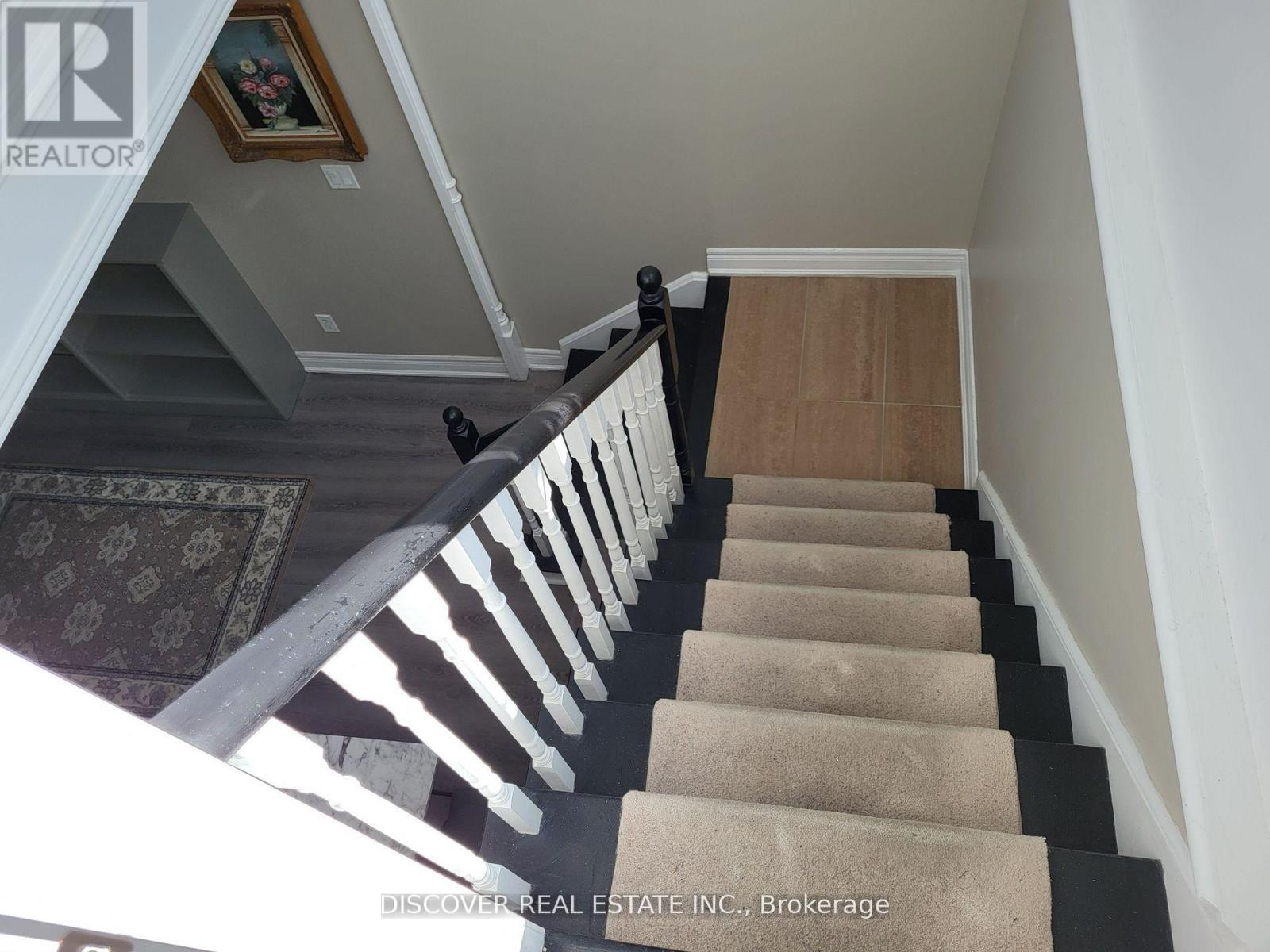 Basement Apartment - 3286 Flagstone Drive, Mississauga, Ontario  L5M 7T7 - Photo 4 - W12209256