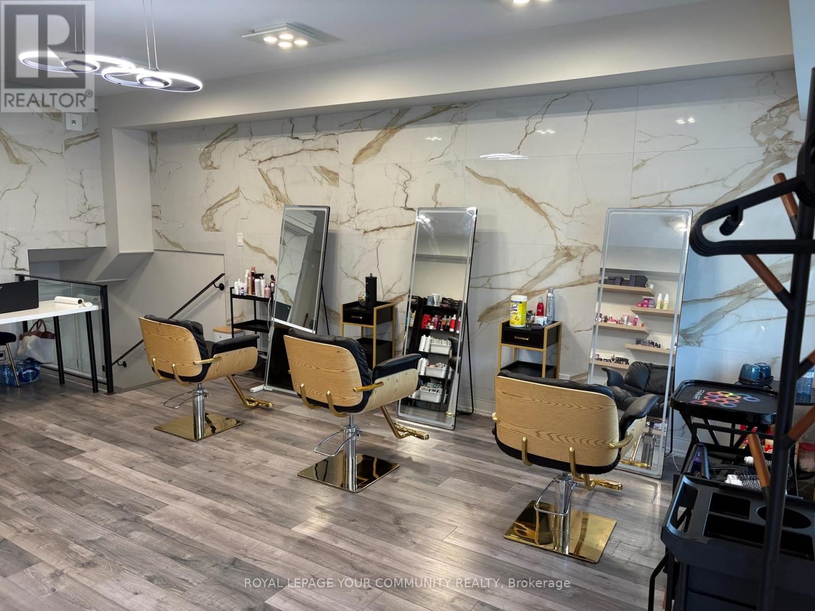 1010 Lagoon Street, Mississauga (Lakeview), Ontario  L5G 0B2 - Photo 4 - W12209300