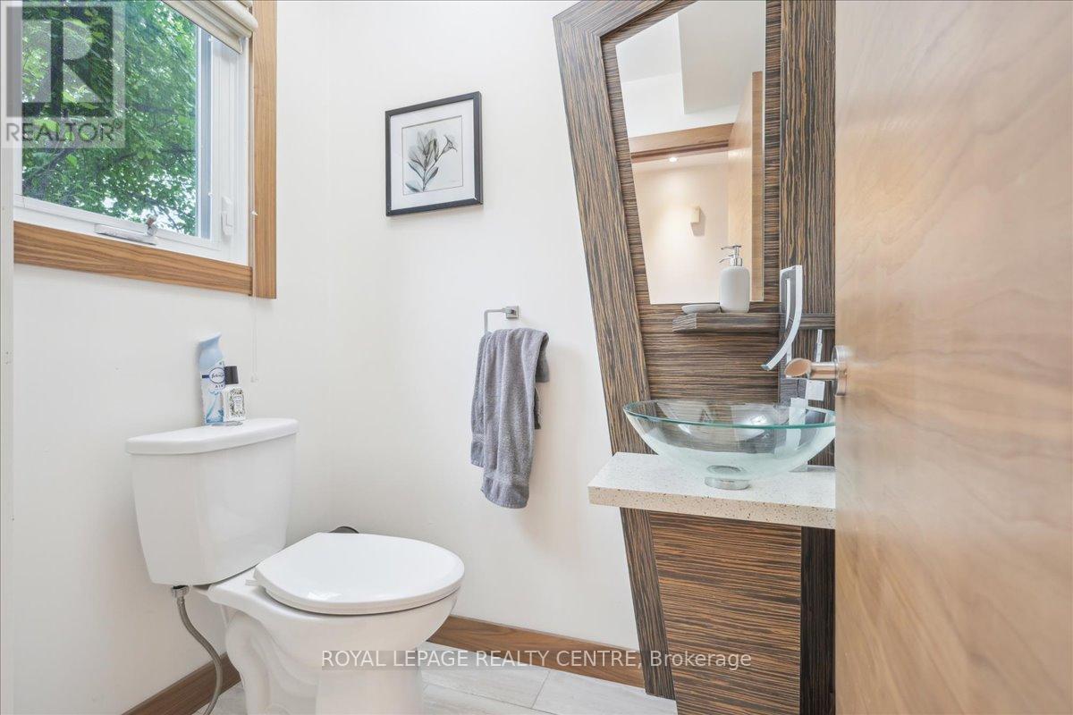 95 - 3600 Colonial Drive, Mississauga (Erin Mills), Ontario  L5L 5P5 - Photo 8 - W12209305