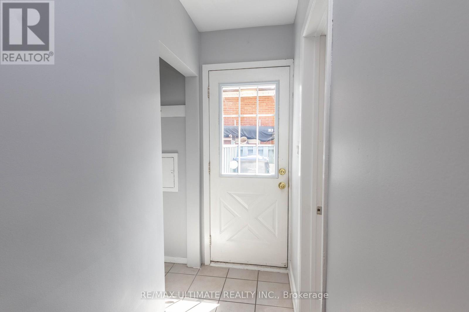 3641 Holden Crescent, Mississauga (Mississauga Valleys), Ontario  L5A 2V9 - Photo 24 - W12209326