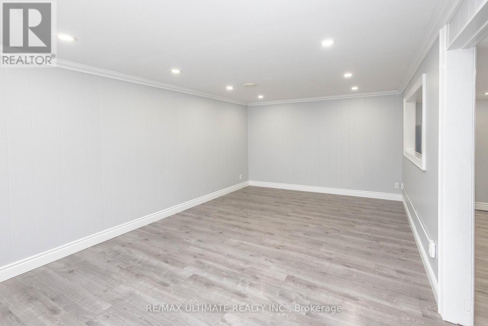 3641 Holden Crescent, Mississauga (Mississauga Valleys), Ontario  L5A 2V9 - Photo 30 - W12209326