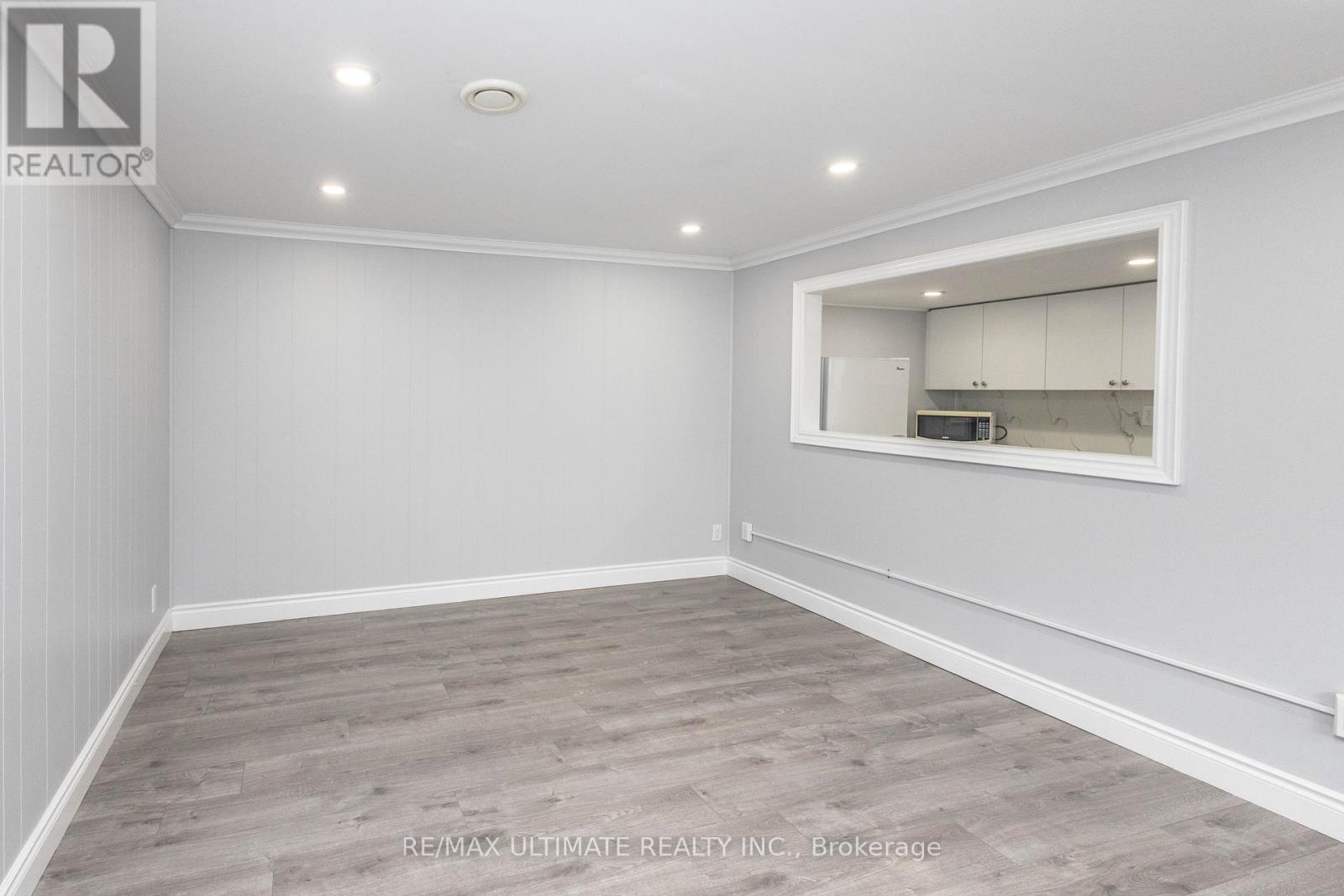 3641 Holden Crescent, Mississauga (Mississauga Valleys), Ontario  L5A 2V9 - Photo 32 - W12209326