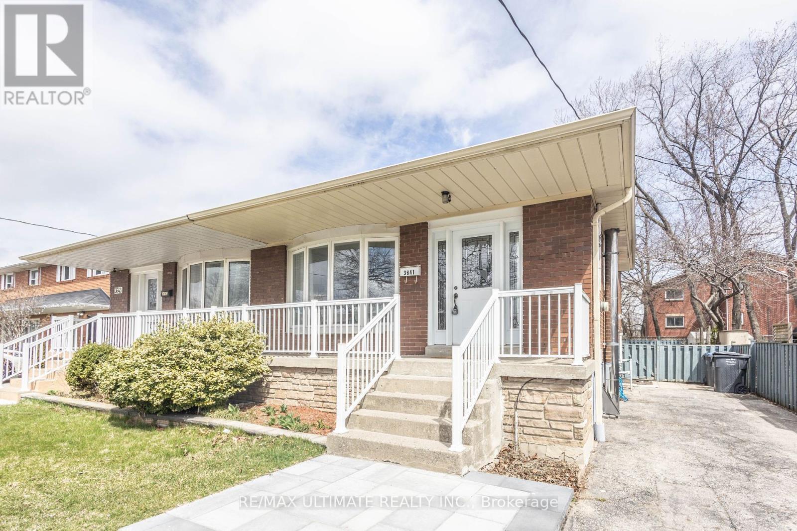 3641 Holden Crescent, Mississauga (Mississauga Valleys), Ontario  L5A 2V9 - Photo 40 - W12209326